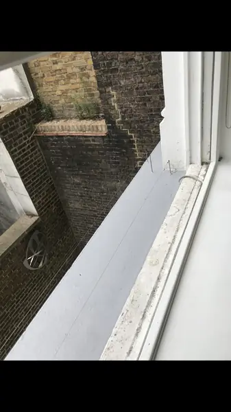 Post & Wire Installation in London - photo 2
